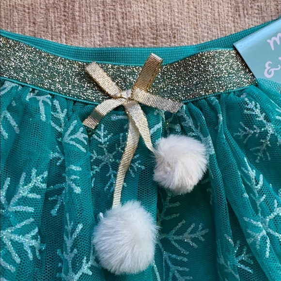 Cynthia Rowley Girls Tulle Skirt with Glitter Waist and Snowflakes NWT size 5 - Picture 3 of 6